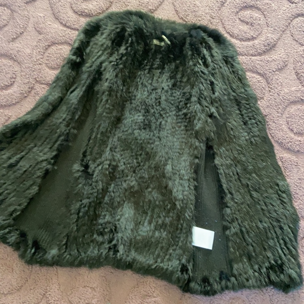 Love Token Rex Rabbit Fur Vest - Picture 8 of 10